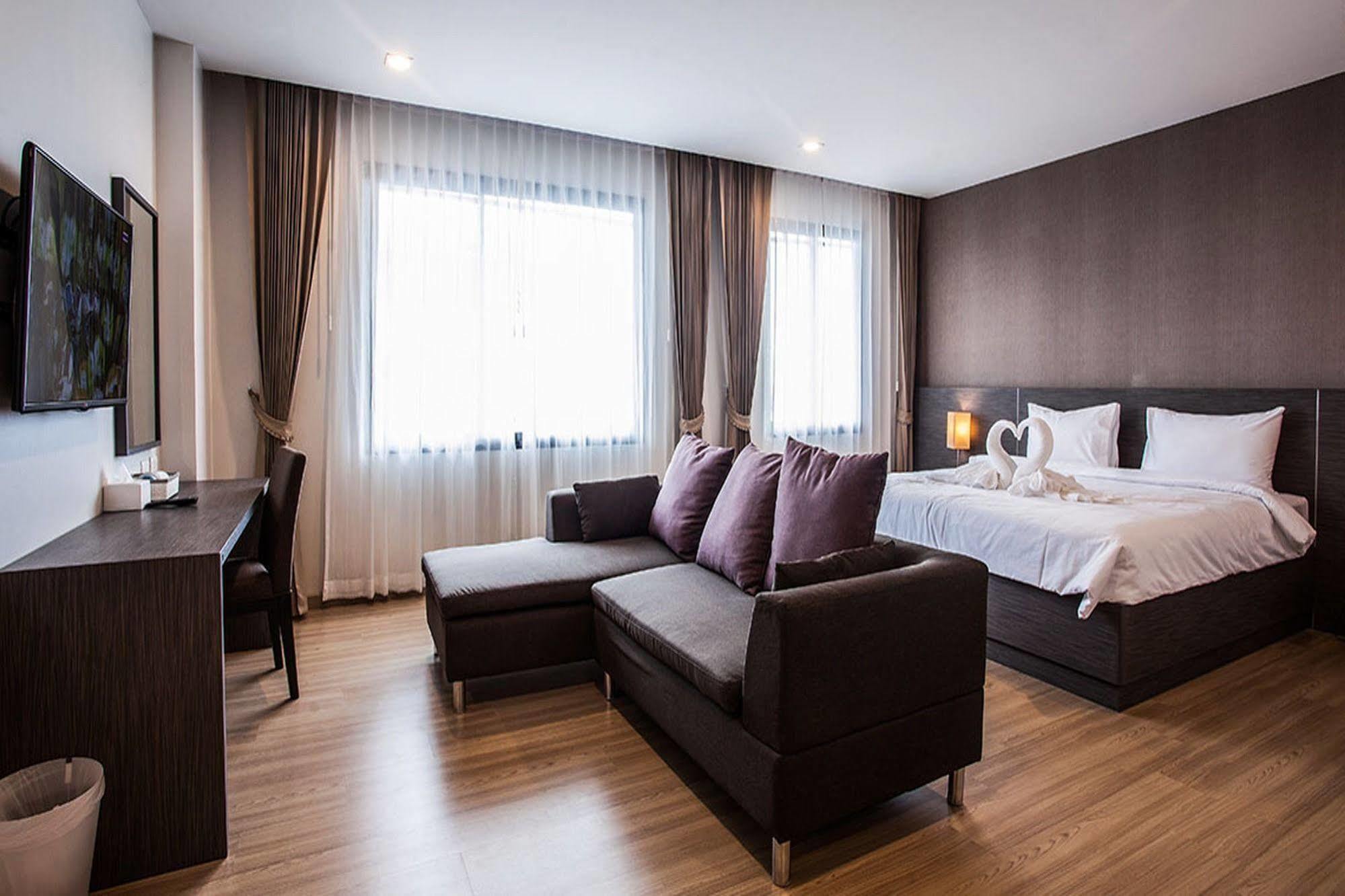 Leosor Hotel